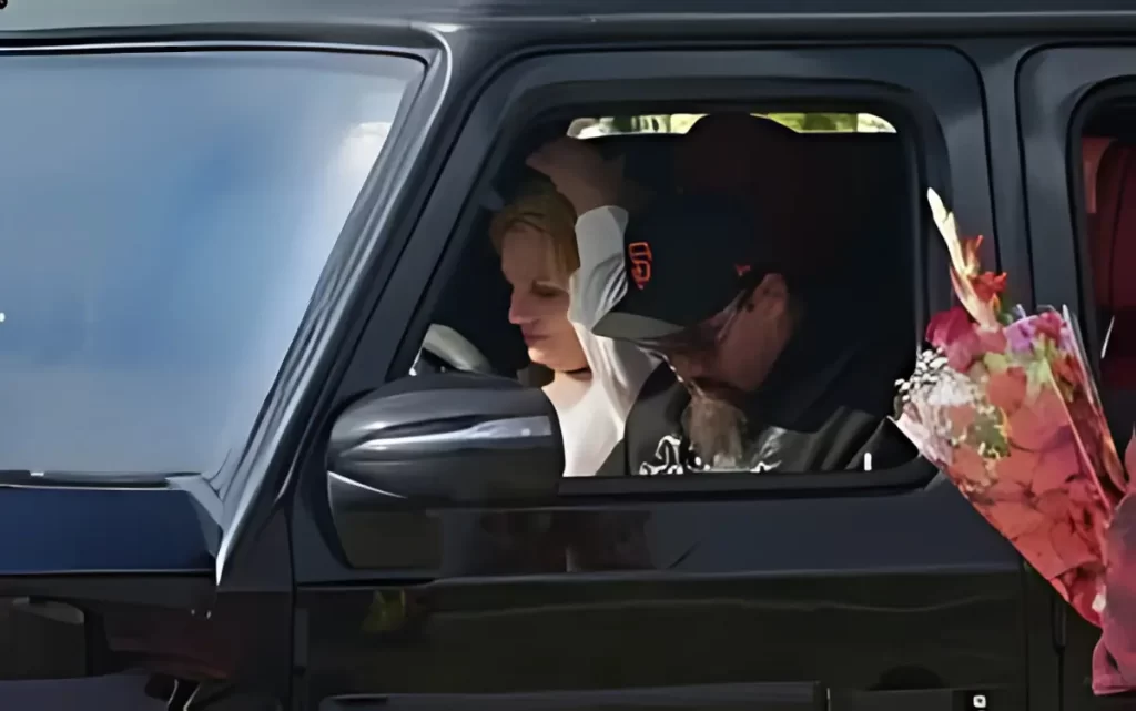 Britney e Paul Soliz Um Romance de Altos e Baixos